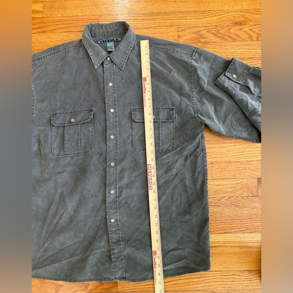 DRILL Shirt Men’s Large Gray Button Down Microfiber Top Pockets Flaws Shown Pics - Picture 10 of 11